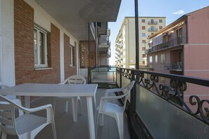 Outdoor dining - Fiume apartment in Follonica (Follonica)
