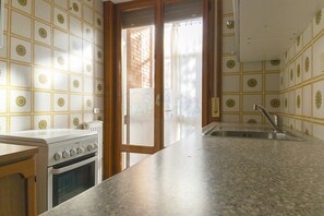 Fridge, oven, dishwasher - Pini apartment in Follonica (Follonica)