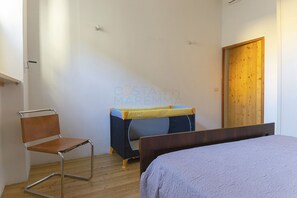 2 多间卧室、熨斗/熨衣板、WiFi