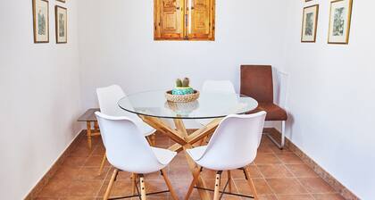 Rural escape with mountain views