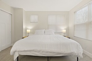 2 多间卧室、熨斗/熨衣板、WiFi、床单