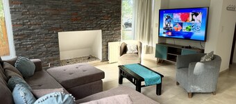 Mendoza House in B. Cerrado- Chacras de Coria