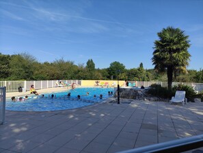 Pool - Gîtes in vacation villages for 2 to 8 people (Saint-Savinien)