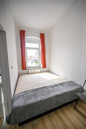 1 Schlafzimmer, WLAN, Bettwäsche