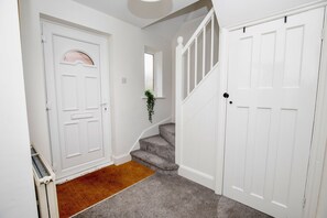 Interior - Home in Lincoln (Lincoln)