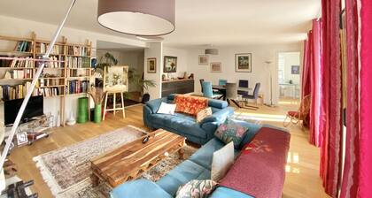 Appartement Luxe Quimper, Vue Quais Odet & Parking, Centre Historique