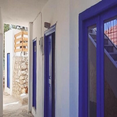 A breath from the port!