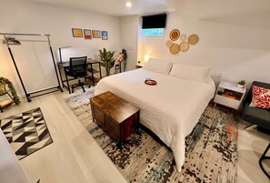 1 غرفة نوم ومكتب ومكواة/لوح كي وواي فاي مجانًا