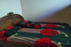 Desk, bed sheets