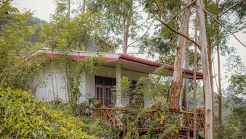 Cottage, Bebas Asap Rokok | Area keluarga