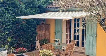 Nice little house with garden