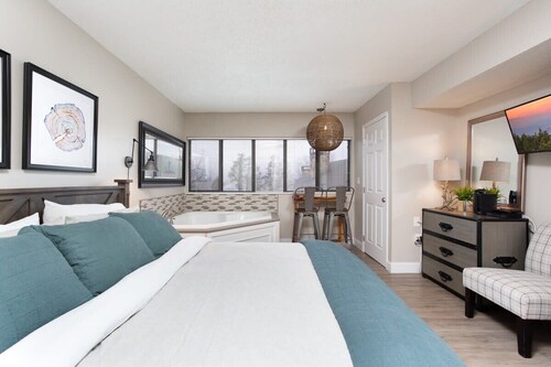 Walk 2 Downtown Gatlinburg Condo