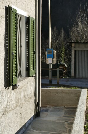 تفاصيل الفندق من الخارج