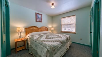 3 多间卧室、熨斗/熨衣板、WiFi、床单