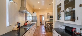 Josephine — Restored 4BR Victorian, Hot Tub, Walk to Main St Leadville, Sleeps 8