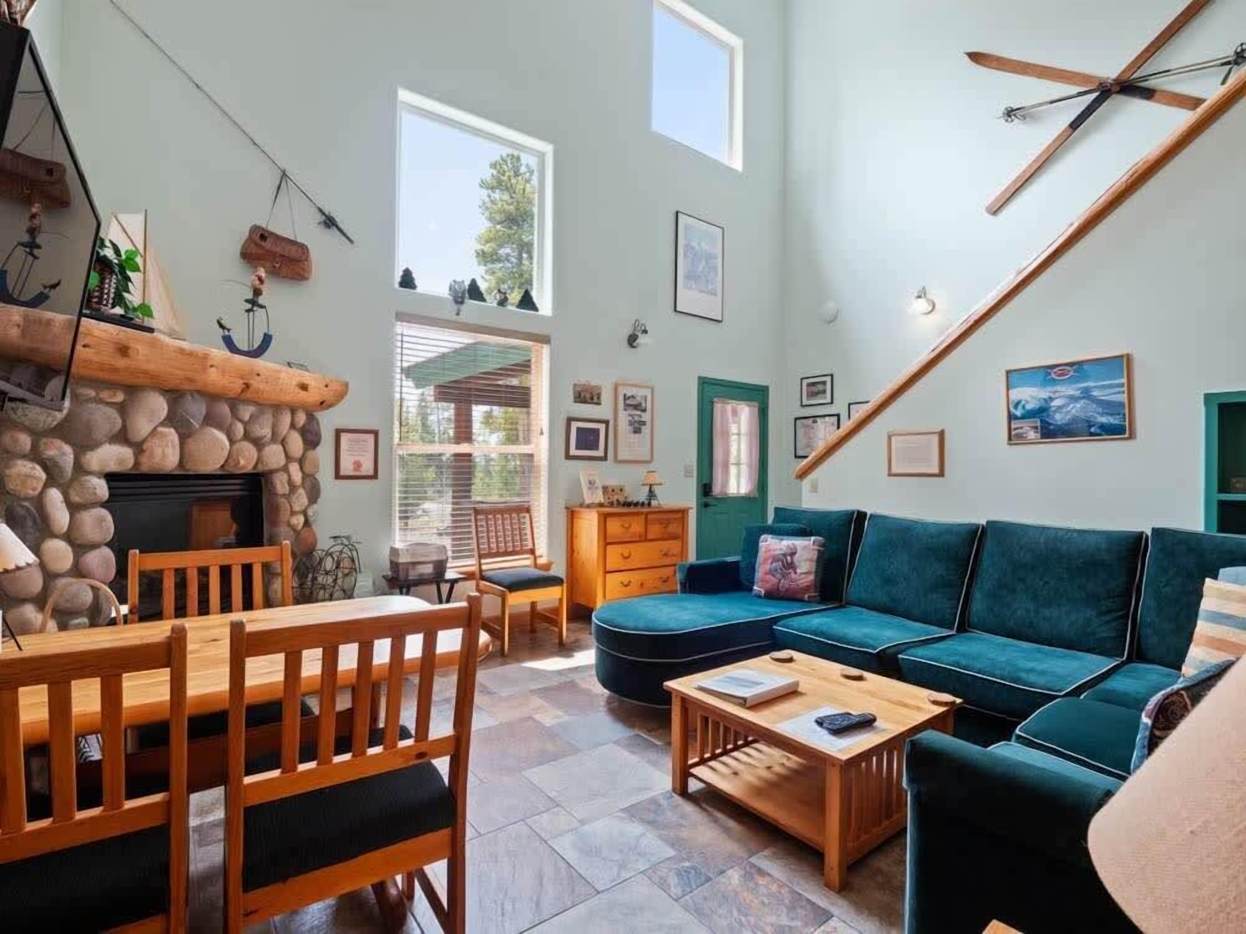TV, fireplace, DVD player, offices