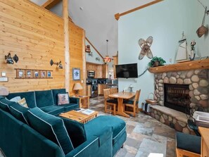 TV, fireplace, DVD player, offices