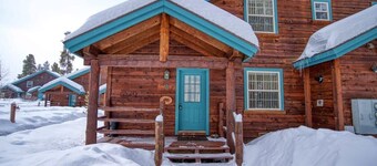 Cozy 2BR Mountain Condo: Loft, Fireplace