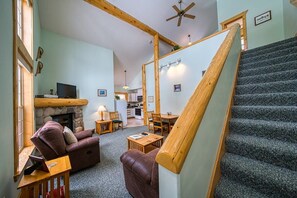 Fireplace, DVD player