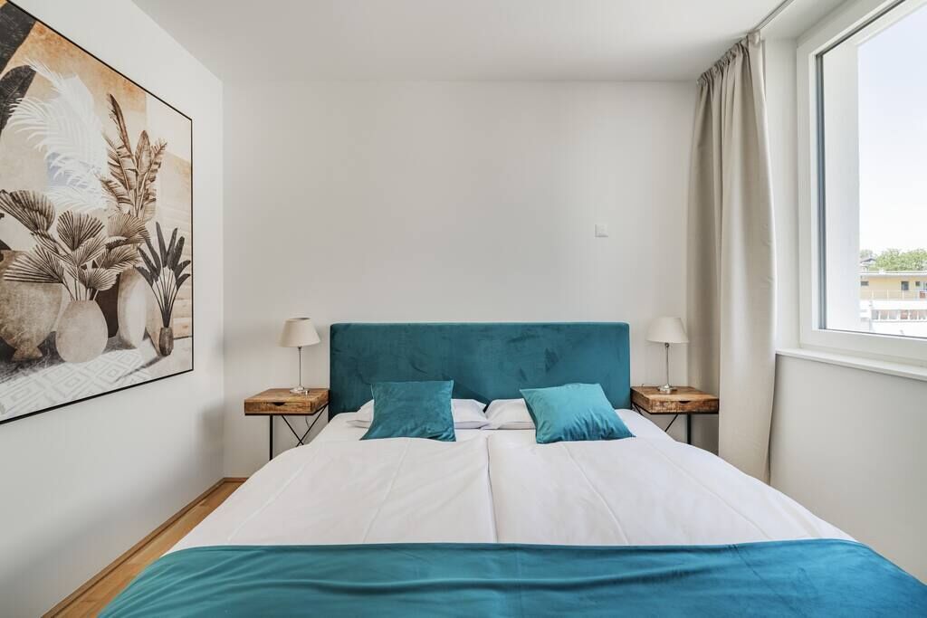 2 bedrooms, iron/ironing board, travel crib, WiFi