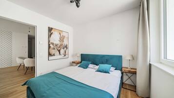 2 bedrooms, iron/ironing board, travel crib, WiFi