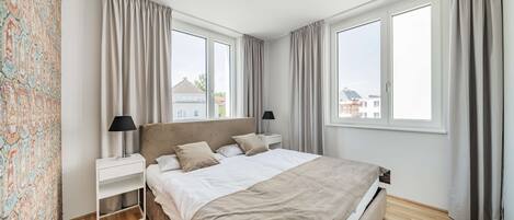 3 chambres, fer et planche à repasser, lit de bébé portatif, Wi-Fi