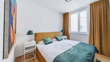 2 bedrooms, iron/ironing board, travel crib, WiFi