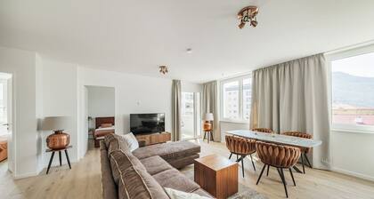 Two-room apartment with balcony and lake view – Trau(M)seeblick