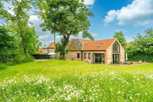 Waterside Barn, Binham, Norfolk