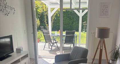 Rose Garden vacation apartment in Fischbeck