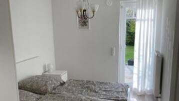 1 makuuhuone, silitysrauta/-lauta, ilmainen Wi-Fi, vuodevaatteet