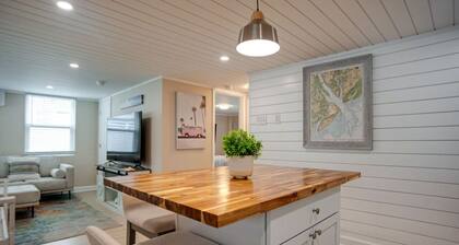 New Cottage: 4th row & fully fenced back yard!