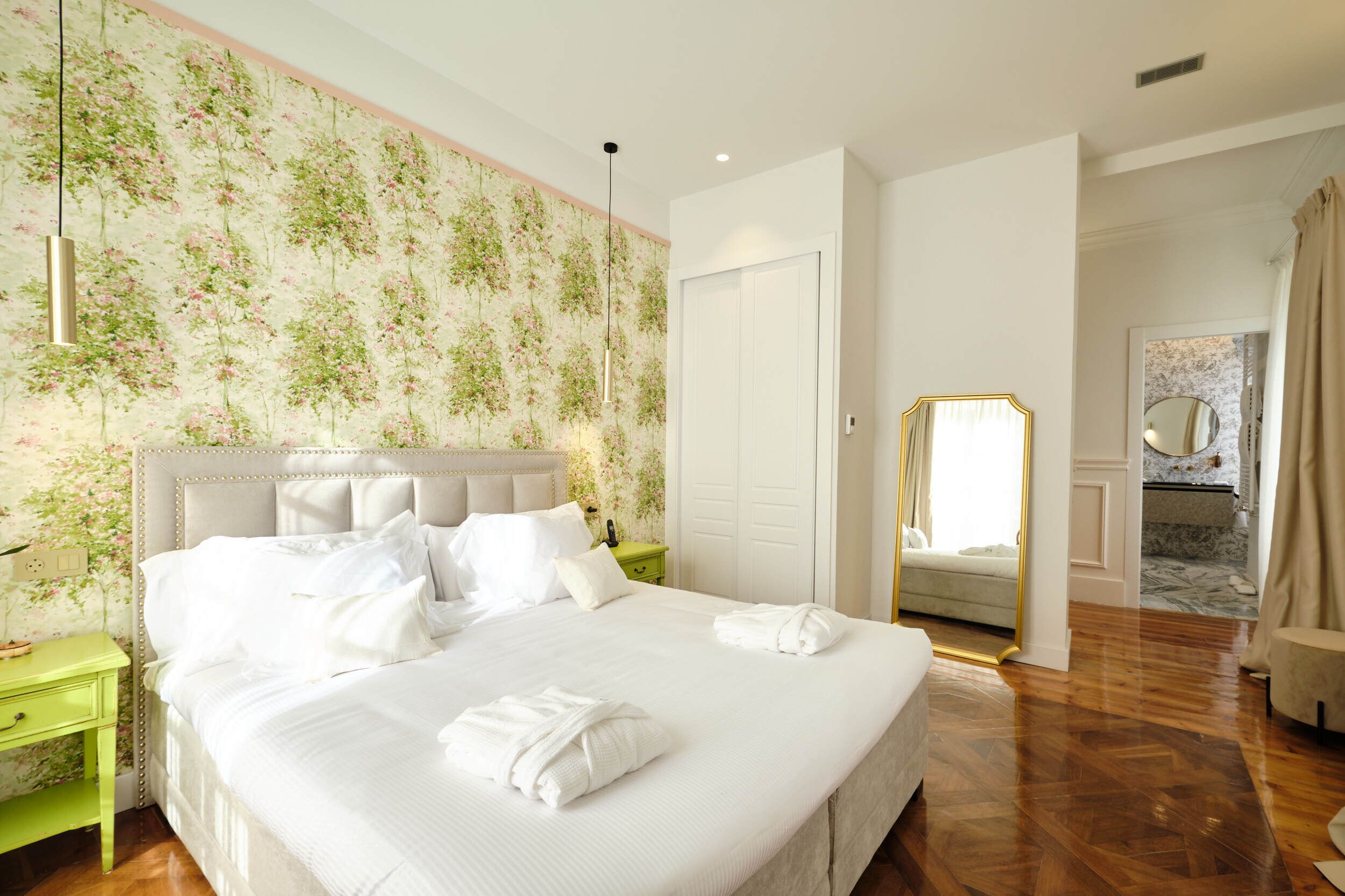 Luxe kamer | Lakens van Egyptisch katoen, luxe beddengoed, donzen dekbedden