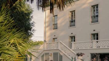 Façade de lâhĂ©bergement