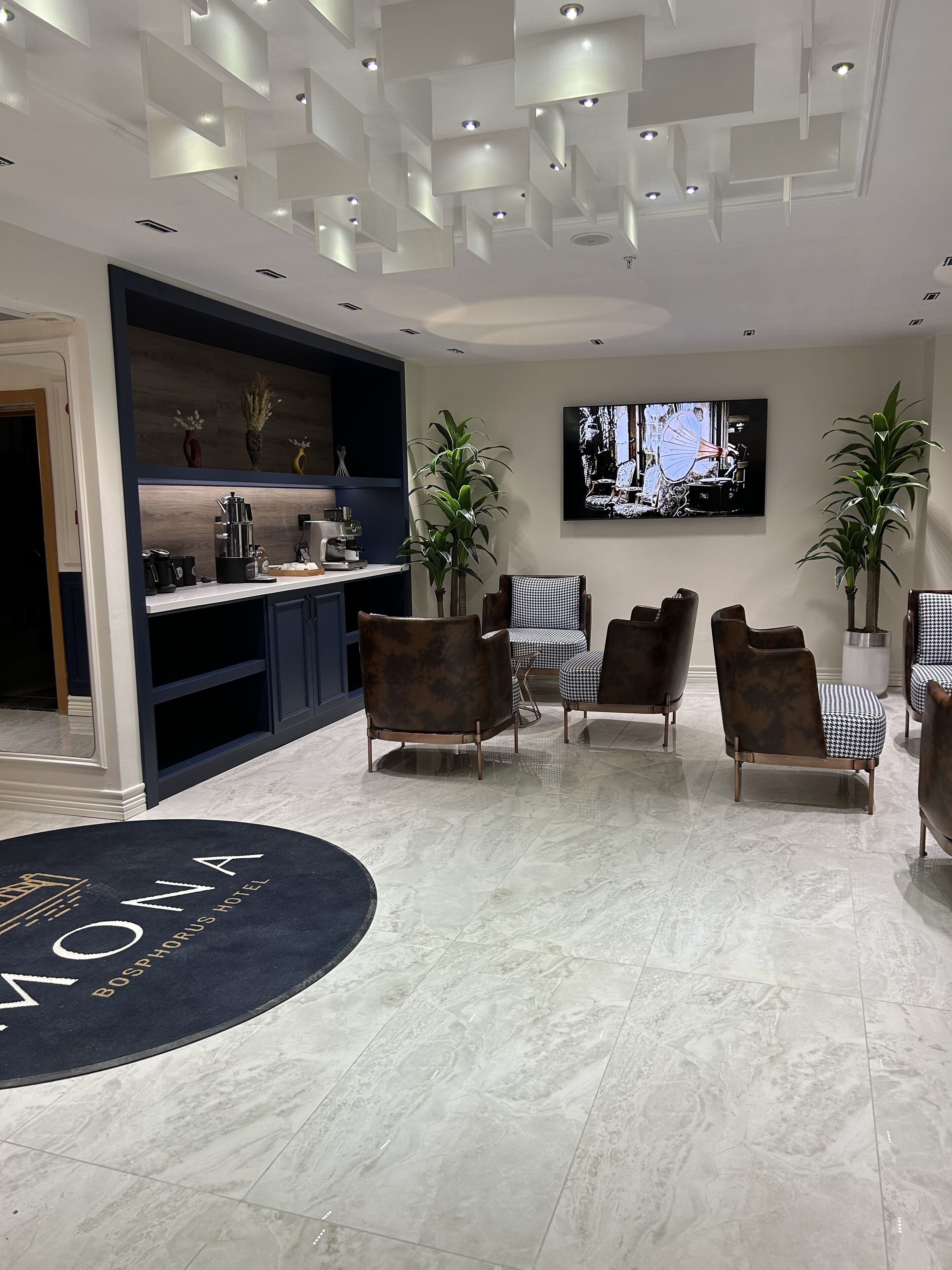 Photo - Mona Bosphorus