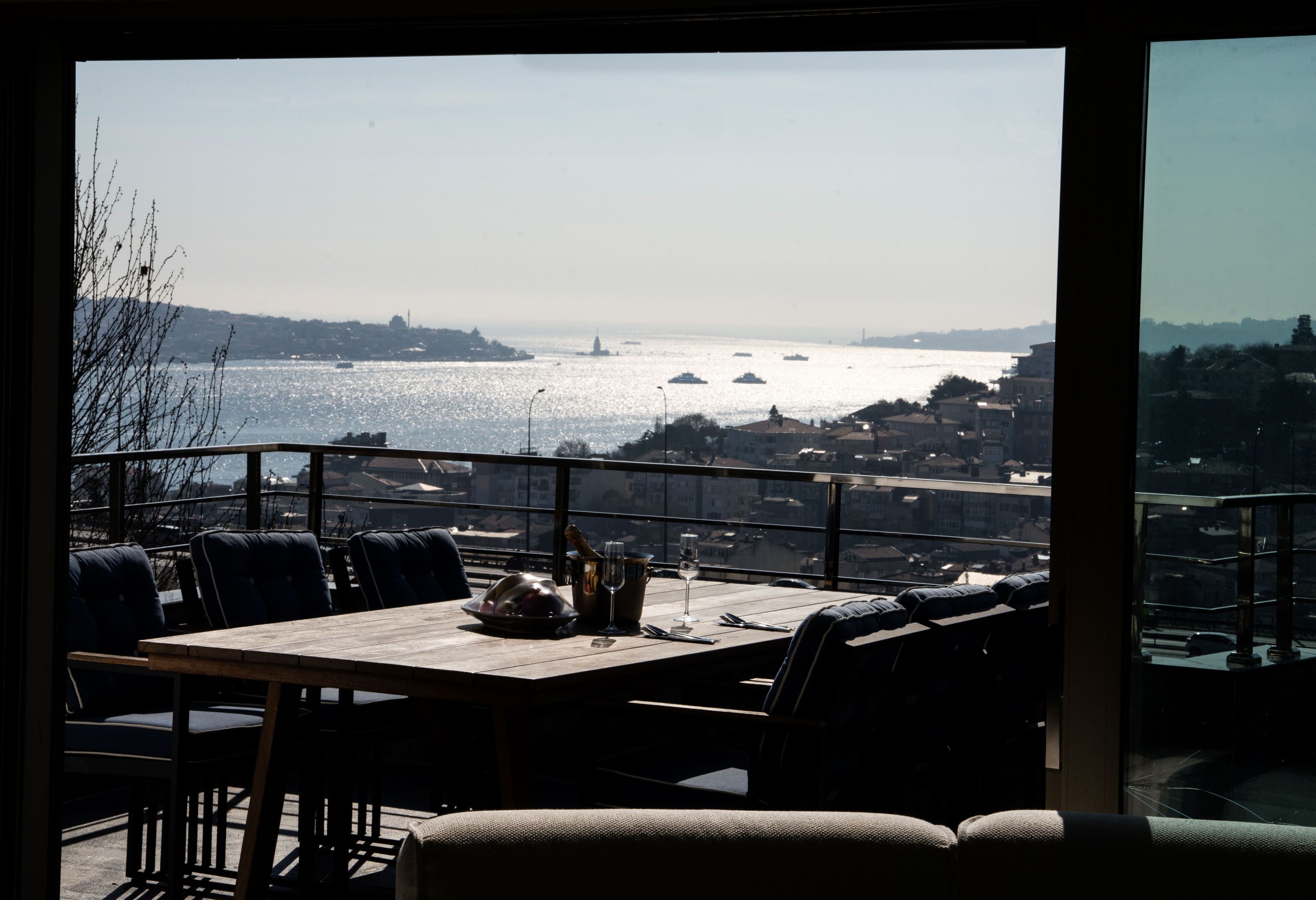 Photo - Mona Bosphorus