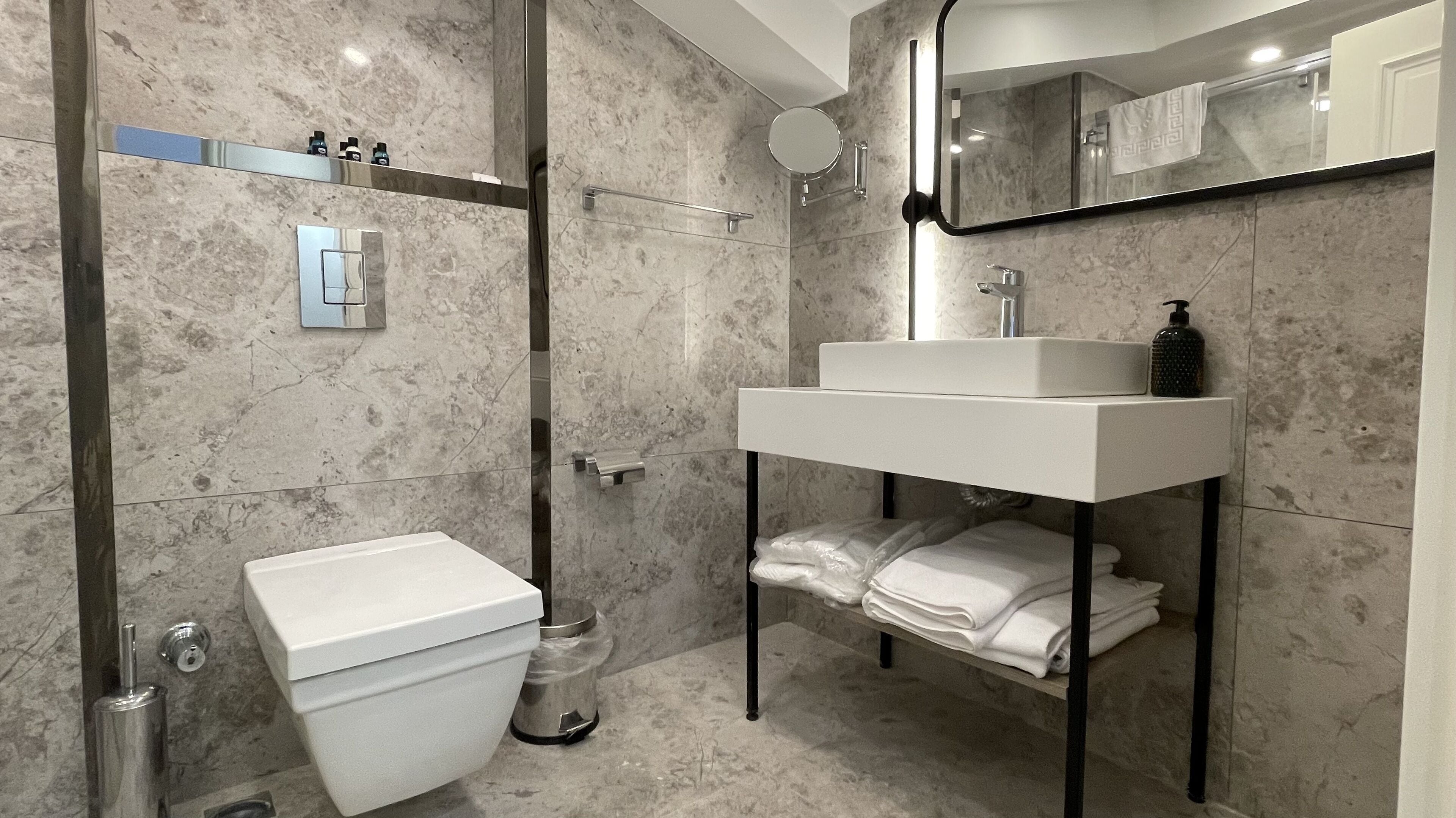 Photo - Mona Bosphorus