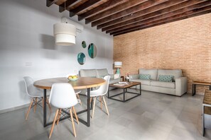 Dining - Hommyhome Triana Boutique Apartments 004 (Sevilla)
