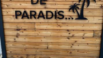 Appartamento, bagno privato, vista cortile (Un p'tit Coin de Paradis) | Esterni