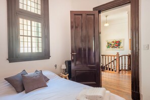 4 habitaciones y caja de seguridad en la habitación