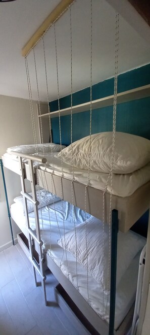 1 bedroom, iron/ironing board
