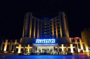 Exterior - Shandong Building (Shigatse)