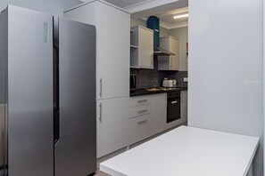 Interior - Shirley House 2 Guest House Self Catering by Southampton General Hospital  (Southampton)