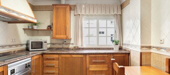 Apartment "El Tajo" with Sea View, Private Terrace & Wi-Fi