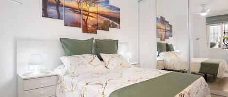 熨斗/熨衣板、免费 WiFi、床单