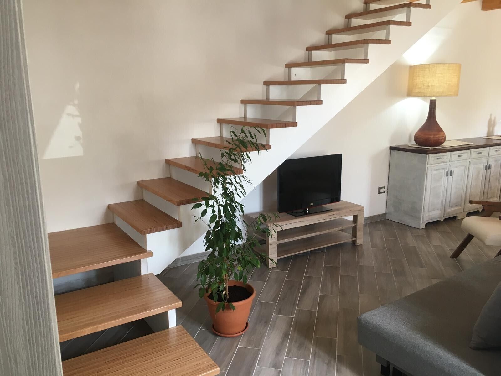 Casa Vacanze 'Domu Quesada' Con Terrazza Privata, Wi-fi E Aria Condizionata - Carbonia