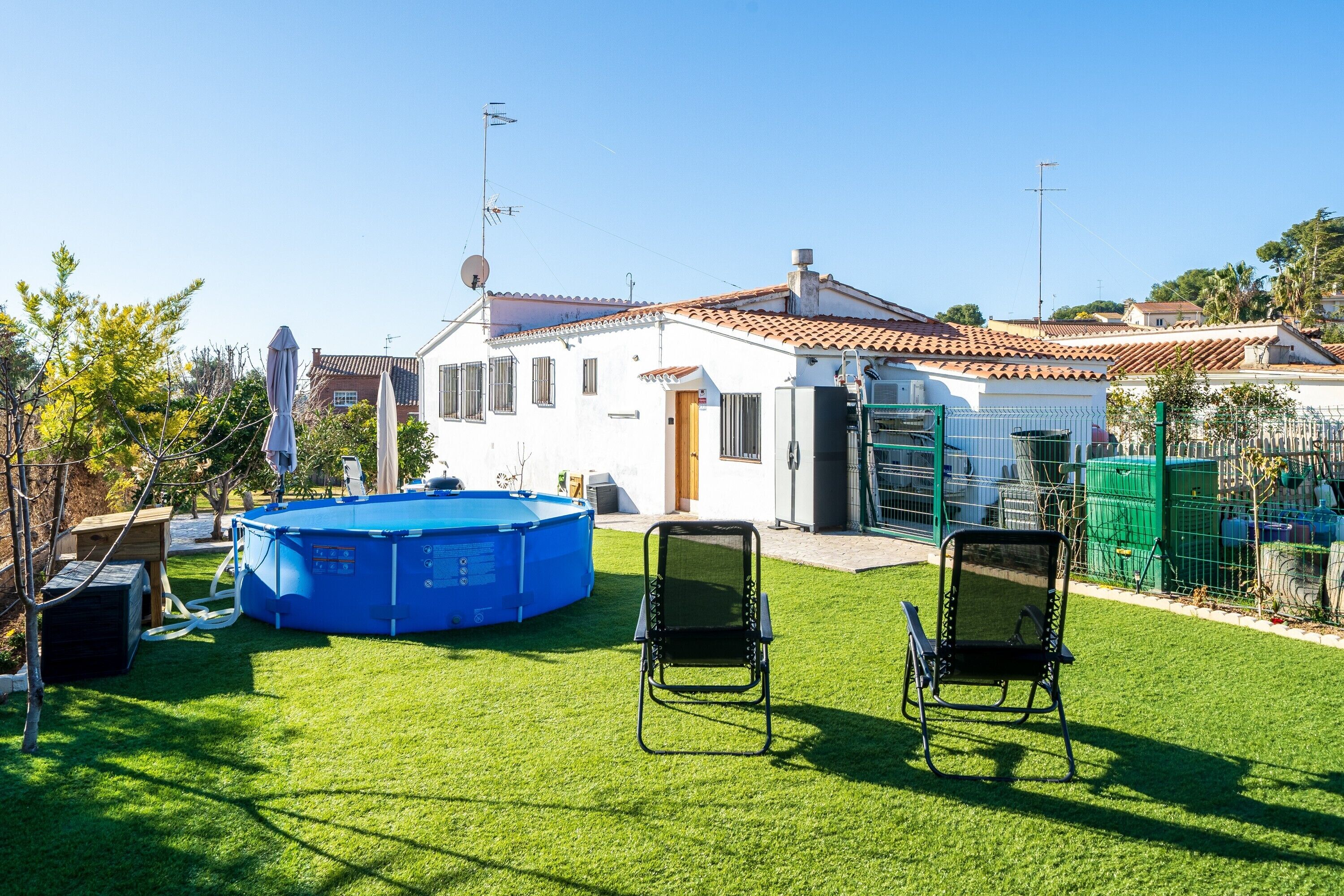 Bañera de hidromasaje al aire libre