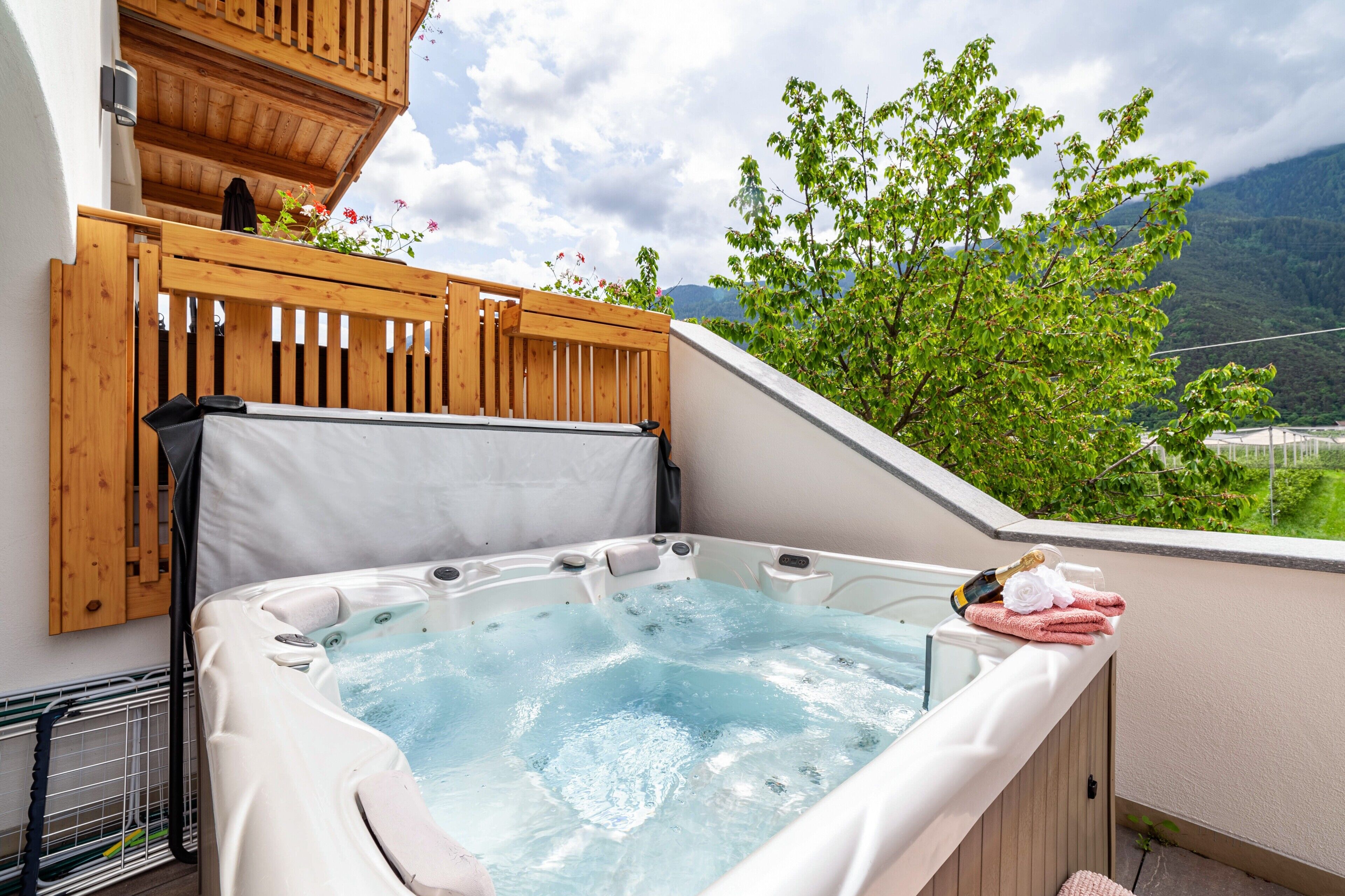 Bain à remous extérieur