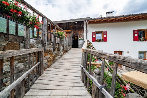 Appartement "Sagschneiderhof Golden Delicious" avec vue sur les montagnes, bain à remous & Wi-Fi