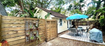 The Sand Dollar – Charming Bungalow in Gulfport, Minutes from Downtown St. Pete